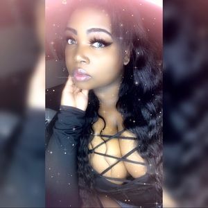 Meet your Posher, Tiarria